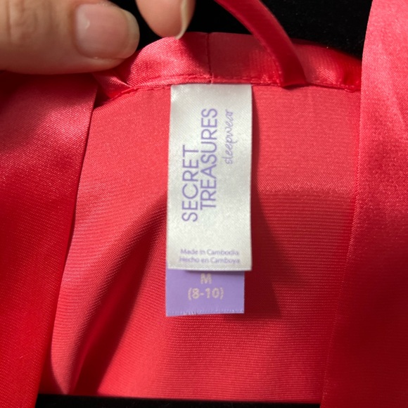 Coral Robe - Picture 3 of 4